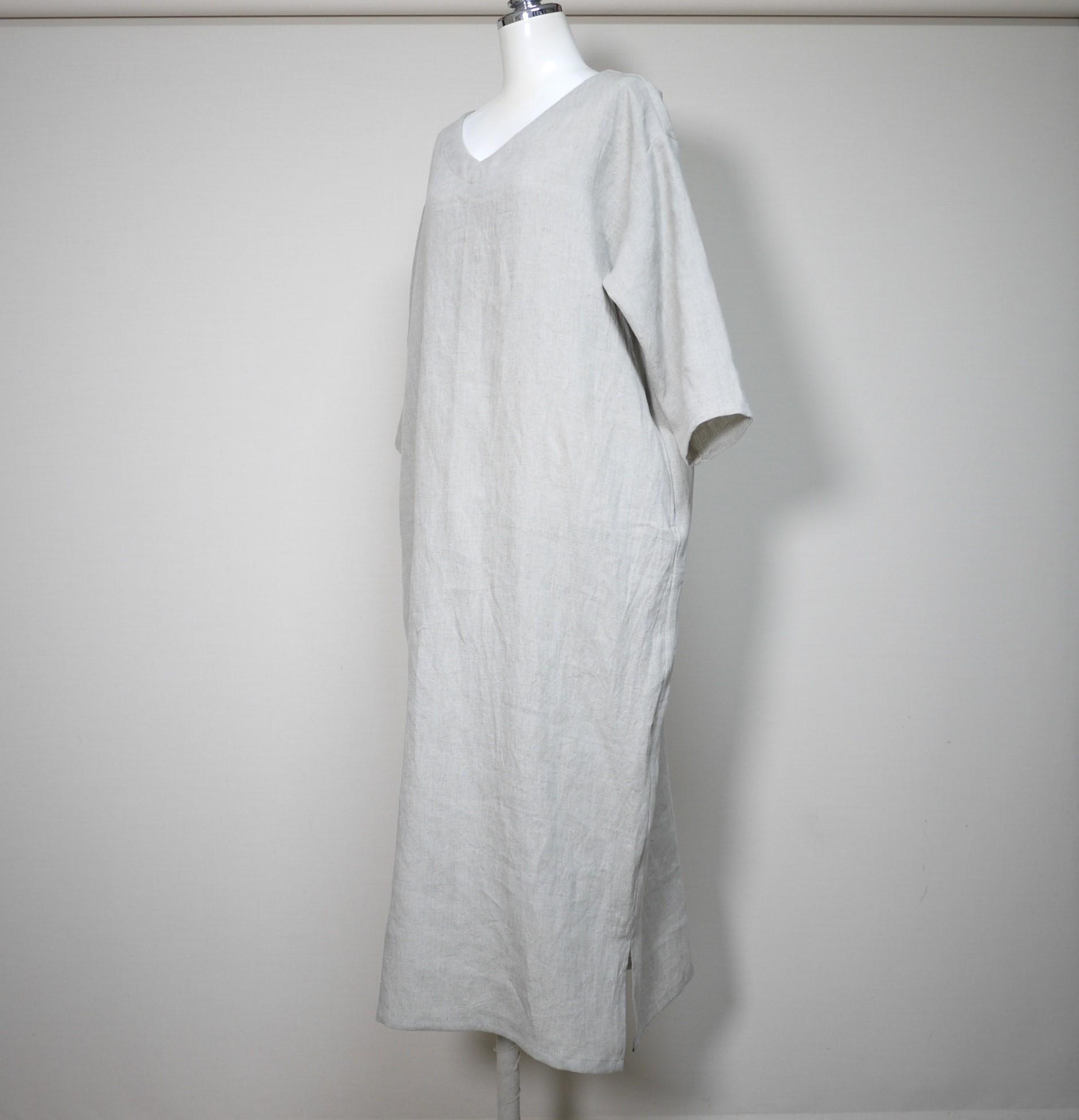 カラーリネン◆ストレートワンピース　七分袖◆生成り◆フリーサイズ（中厚、リネン100％） | 2枚目