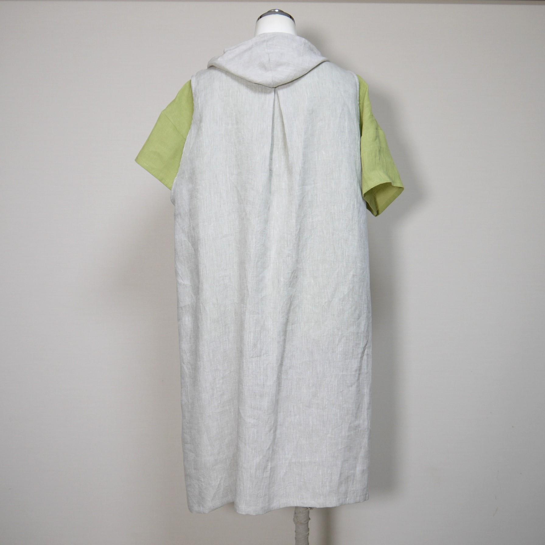 カラーリネン◆お飾りフードのロングジレ◆生成り◆フリーサイズ（中厚、リネン100％）～ジレ・ベスト | 8枚目